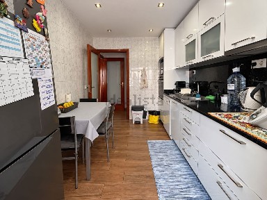 Apartamento T3 à venda na Avenida João de Deus