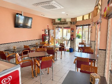 Cafetaria, snack bar para trespasse em Moreira
