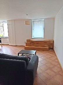Arrendamento de apartamento T2 na Rua Silva Gaio