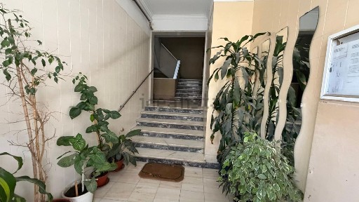Apartamento T2 à venda na Rua Rainha Dona Amélia