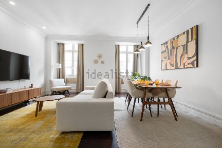 Apartamento T1 à venda na Rua da Madalena