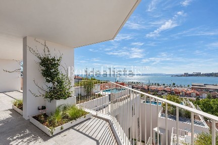 Penthouse à venda na Santos-o-Velho - Madragoa