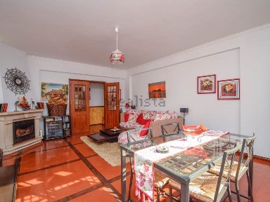 Apartamento T2 à venda no Casal do Cotão