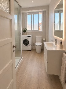 Apartamento T2 à venda na Rua Carvalho Araújo