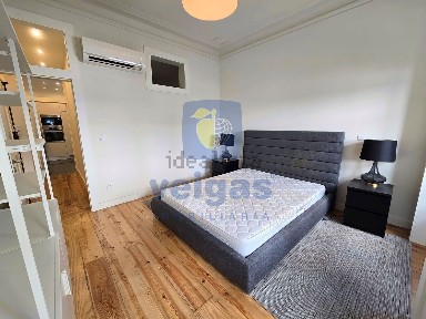Apartamento T2 à venda na Rua Rodrigues de Faria