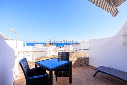 Apartamento T1 à venda na Rua Coronel Águas, 43
