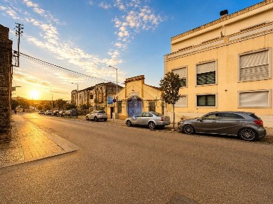Armazém à venda na Rua Combatentes da Grande Guerra