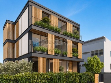 Arrendamento de apartamento T3 na Avenida Marginal, 13