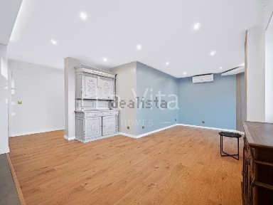 Arrendamento de apartamento T3 na Rua de São Cristóvão