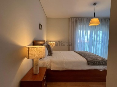 Arrendamento de penthouse na Rua Dom Henrique de Cernache