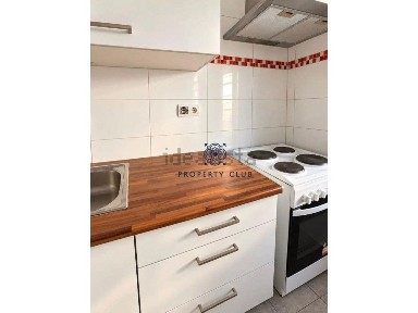 Apartamento T3 à venda na Rua Ponte Nova