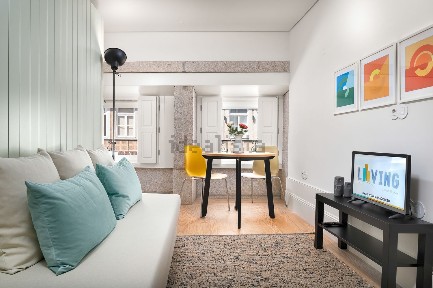 Arrendamento de apartamento T1 na Rua de Santa Catarina