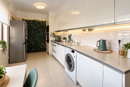 Apartamento T2 à venda na Rua João Fandango, 3