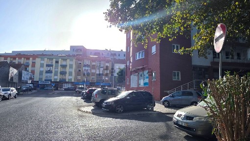 Apartamento T2 à venda na Estrada Palmela, 17