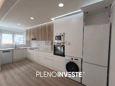 Apartamento T3 à venda na Avenida 23 de Julho s/n