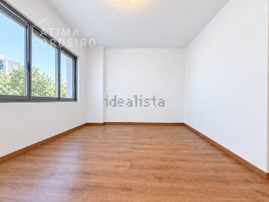 Apartamento T3 à venda na Rua dos Alentejanos