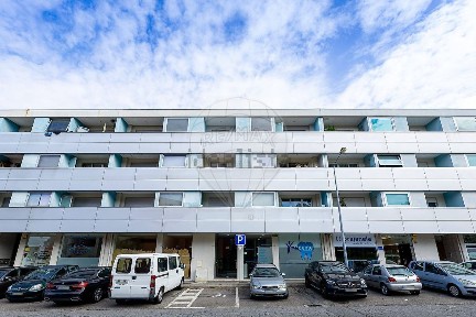 Apartamento T3 à venda em Ferreiros e Gondizalves