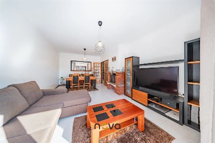 Apartamento T3 à venda na Rua do Cabreiro