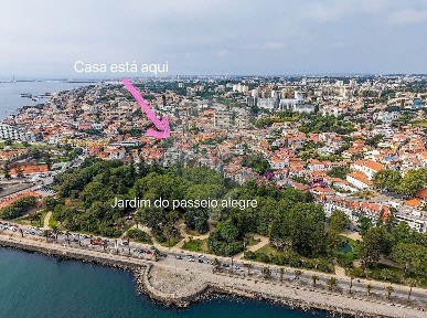 Apartamento T3 à venda na Rua Bela