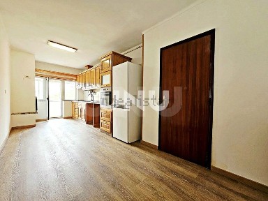 Apartamento T2 à venda em Repeses e São Salvador