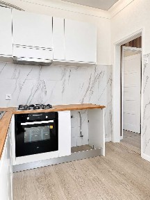 T2 Remodelado Transformado em T1 | 2 WC | Vista Tejo | São Vicente