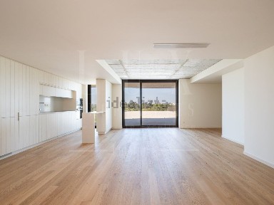 Apartamento T2 à venda na Avenida José Bonifácio de Andrade e Silva