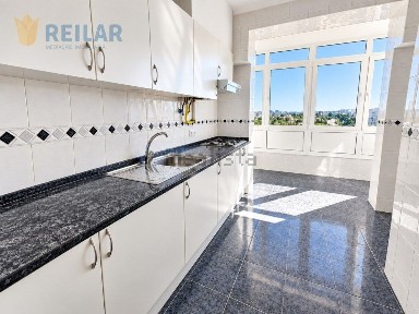 Apartamento T2 à venda em Santa Iria de Azoia - São João da Talha - Bobadela