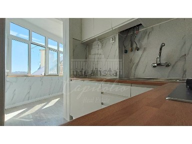 Apartamento T1 à venda na Rua do Mato Grosso s/n