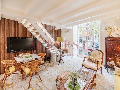 Apartamento T1 à venda na Rua Latino Coelho