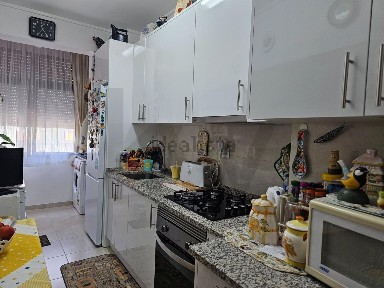 Apartamento T2 à venda na Agualva