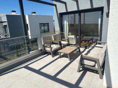 Apartamento T3 à venda em Ferragudo