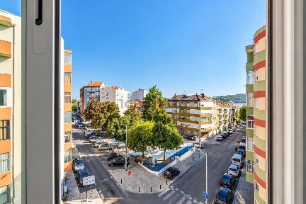 Apartamento T3 à venda na Rua Dona Branca Saraiva de Carvalho s/n