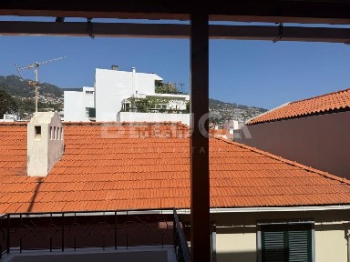 Andar de moradia à venda na Travessa dos moinhos