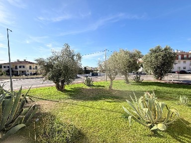 Arrendamento de apartamento T3 na Aires
