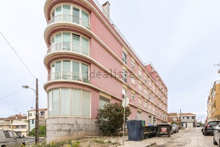 Apartamento T2 à venda na Rua dos Balsares de Baixo, 16