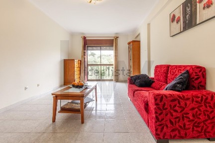 Apartamento T2 à venda na Rua Melquíades Marques, 9