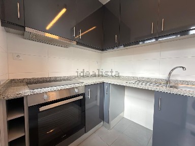 Apartamento T2 à venda na Rua de Costa Cabral, 1688