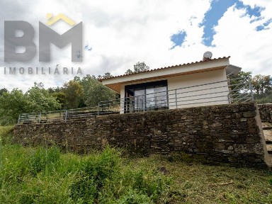 Moradia independente à venda em Proença-a-Velha