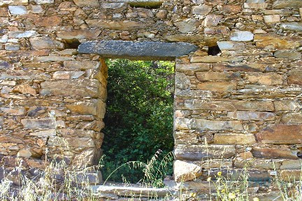 Quinta à venda em Álvaro