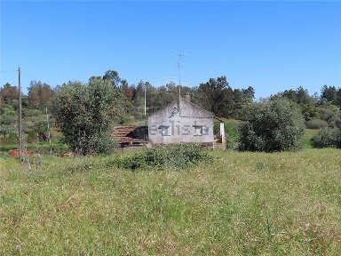 Quinta à venda em Vale de Prazeres e Mata da Rainha