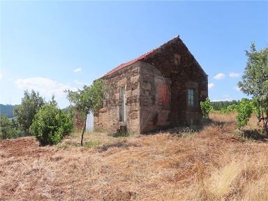 Quinta à venda em Vale de Prazeres e Mata da Rainha