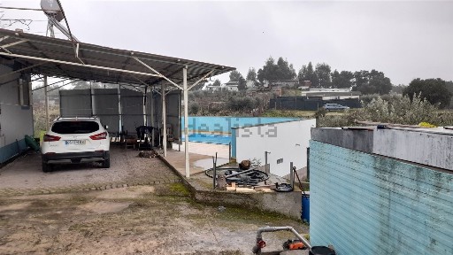 Quinta à venda em Escalos de Baixo
