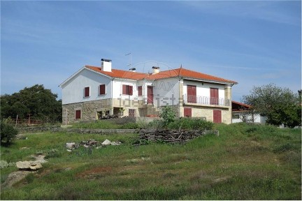 Quinta à venda na Soalheira