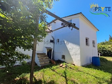 Moradia independente à venda em Pampilhal
