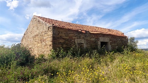 Herdade à venda em Enxames