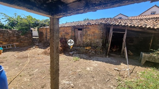 Moradia independente à venda em Oleiros - Amieira