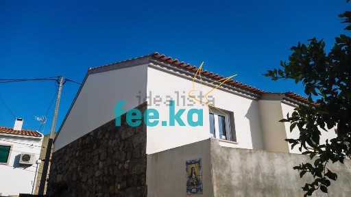 Moradia geminada à venda em Ninho do Açor