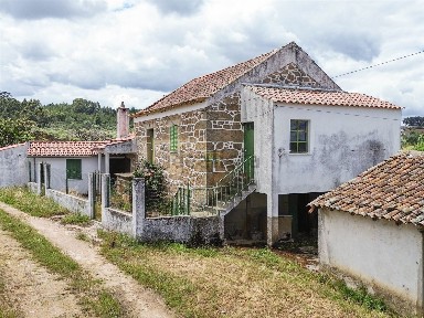Quinta à venda em Vale de Prazeres e Mata da Rainha