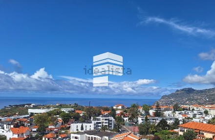 Apartamento T2 à venda em Santo António
