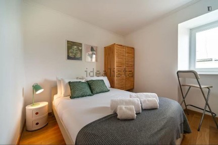 Arrendamento de apartamento T2 na Rua da Bombarda